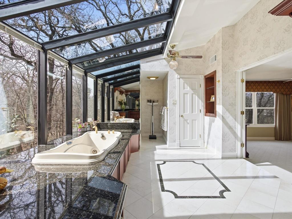 Pilot Knoll - Residential