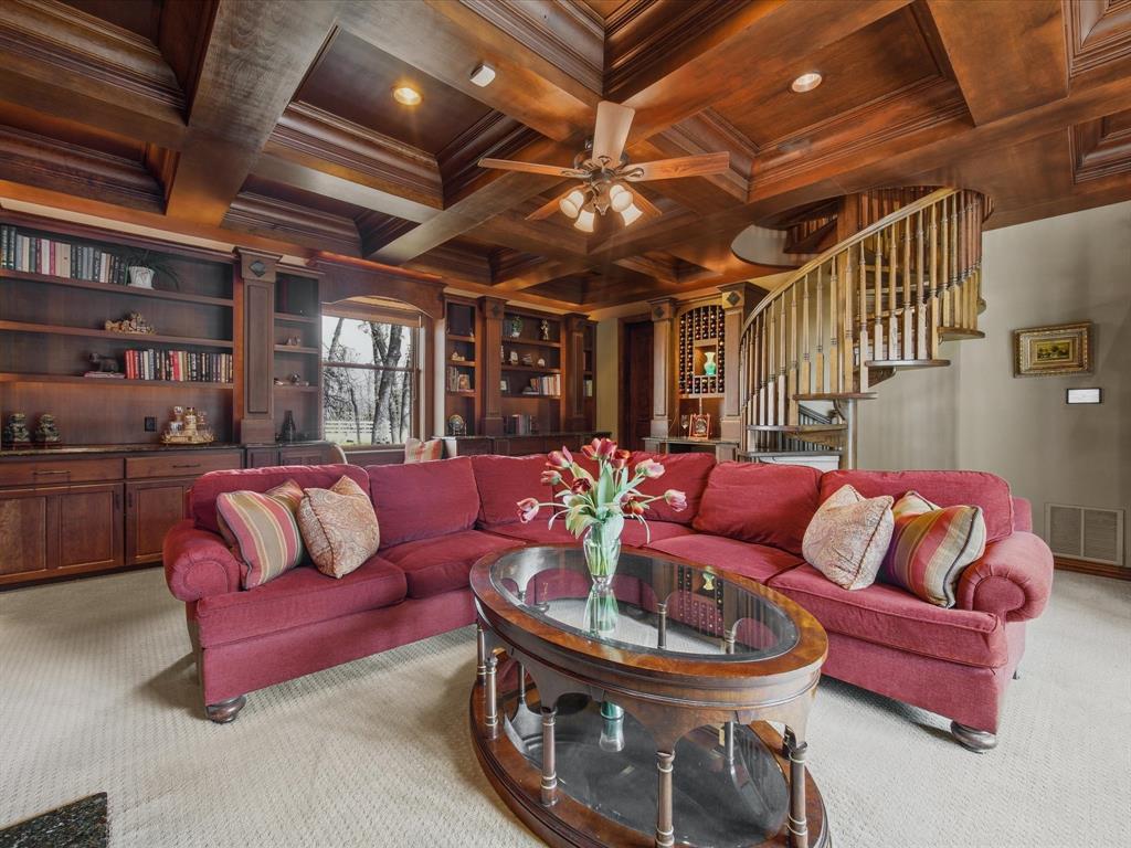 Pilot Knoll - Residential