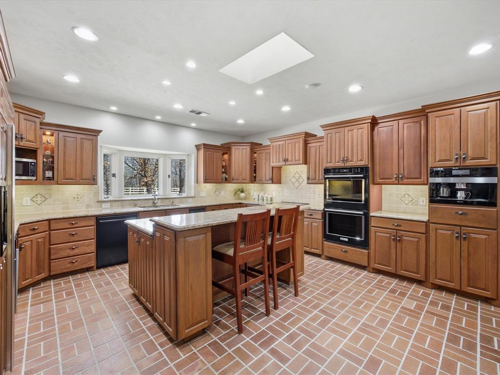 Pilot Knoll - Residential