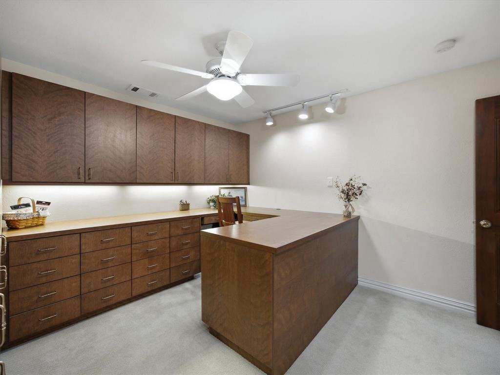 Pilot Knoll - Residential