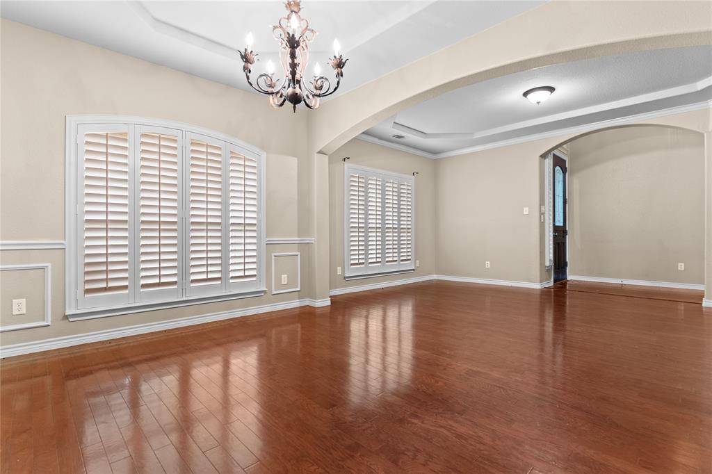 800 Whitley Court
