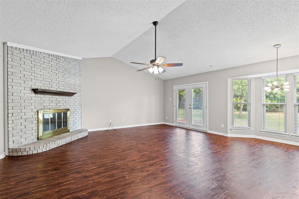 105 Clove Lane