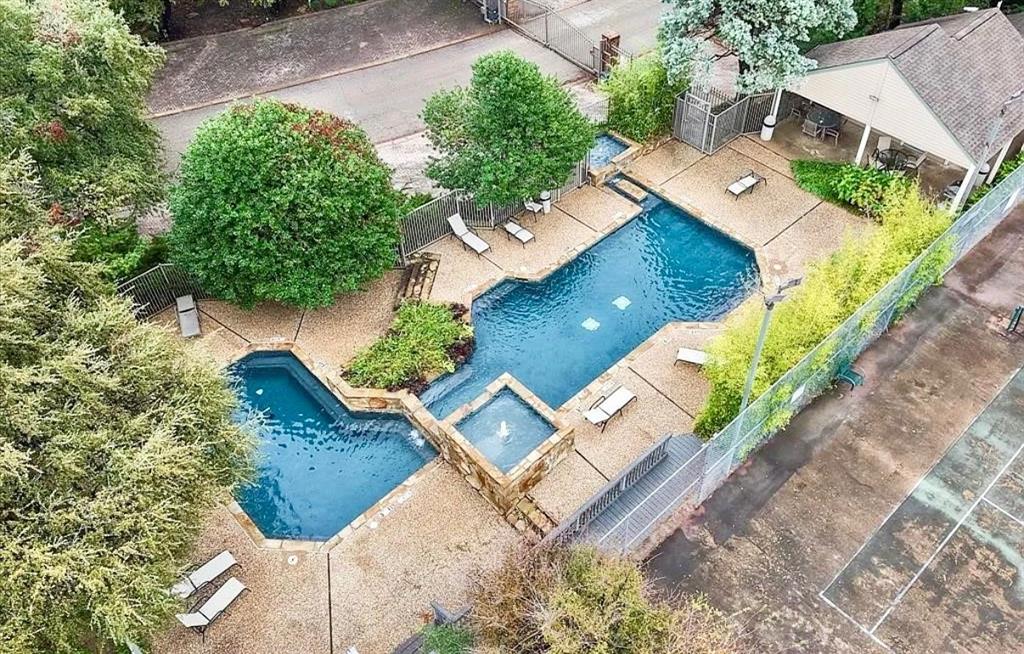 Springstead Condos - Residential