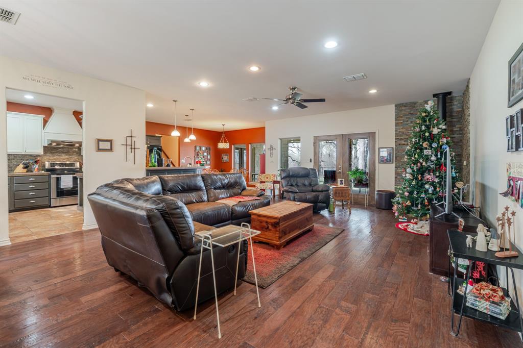 1085 Walking Horse Drive