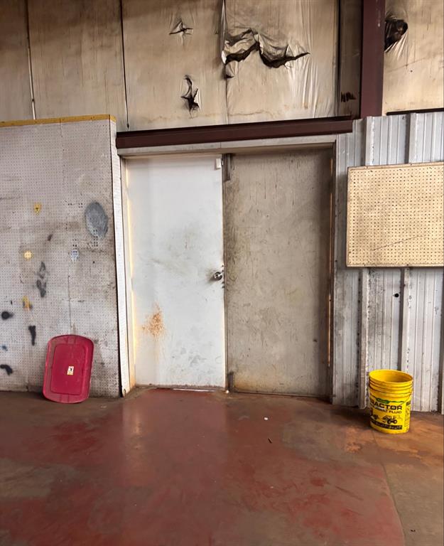 NONE - Commercial Sale