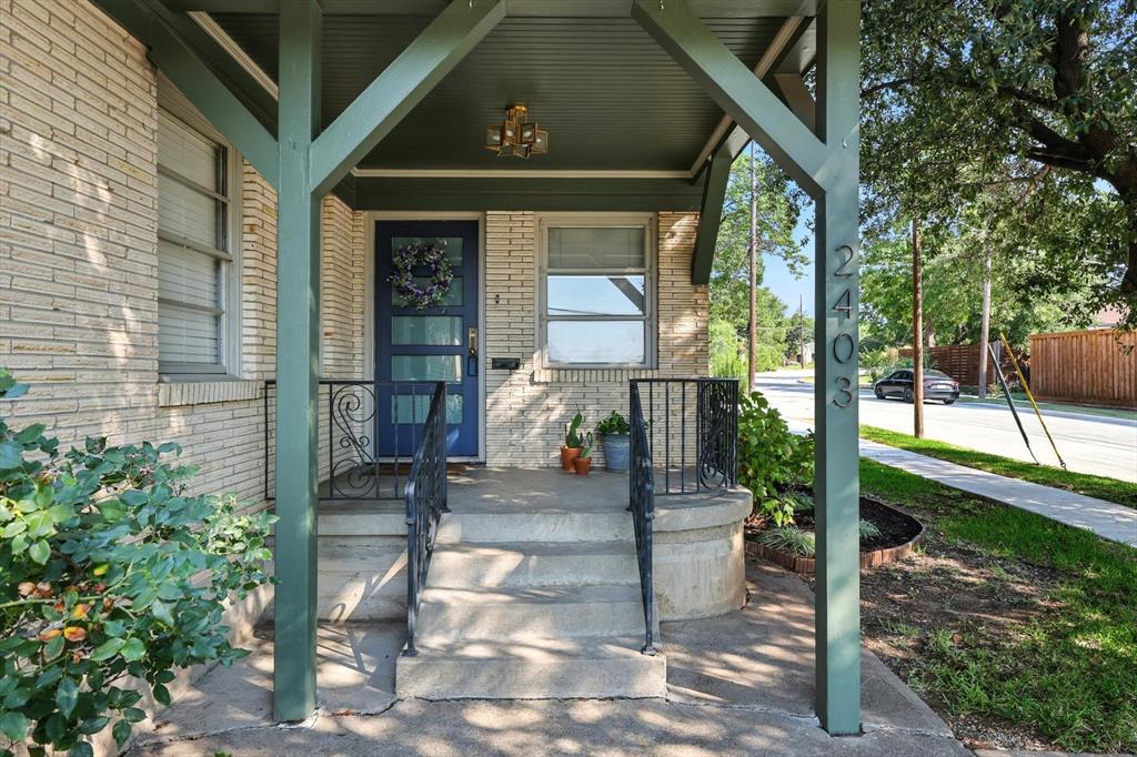 2403 W Colorado Boulevard