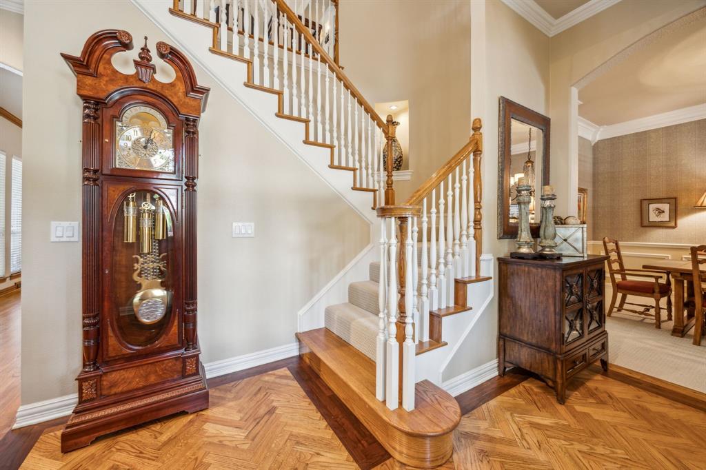 4024 Oakmeadow Drive