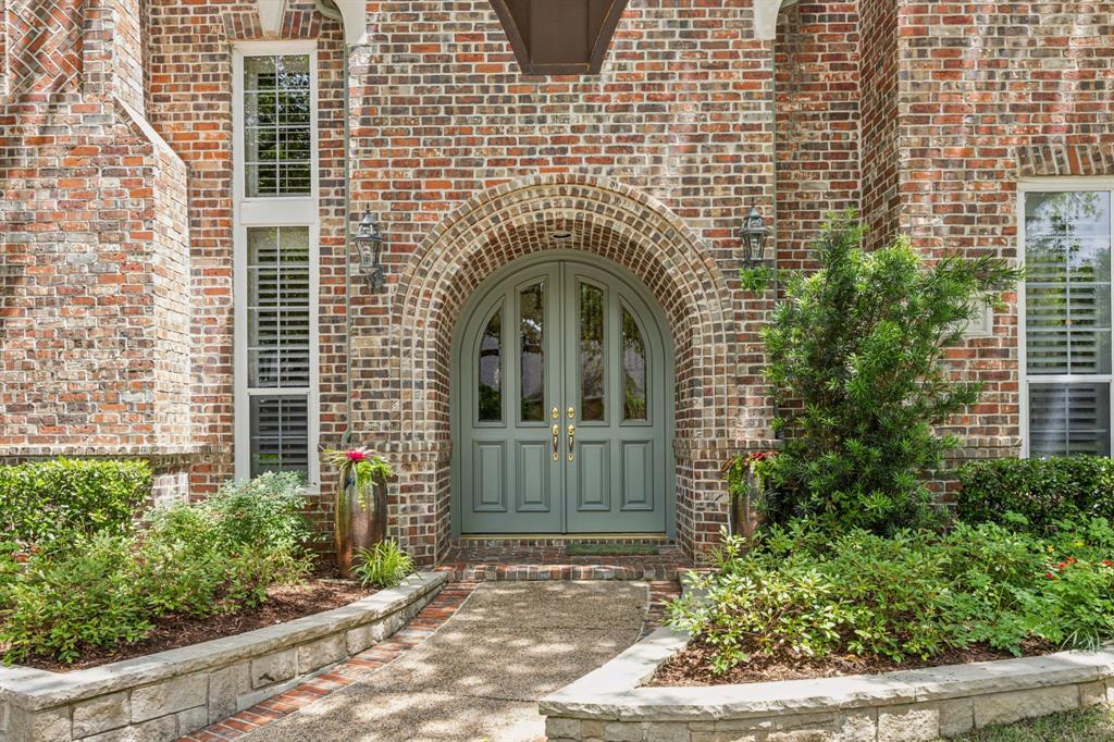 4024 Oakmeadow Drive