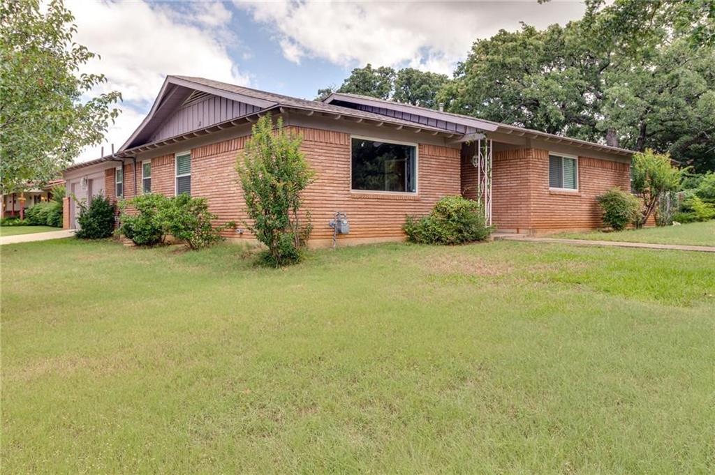 1200 Desiree Lane