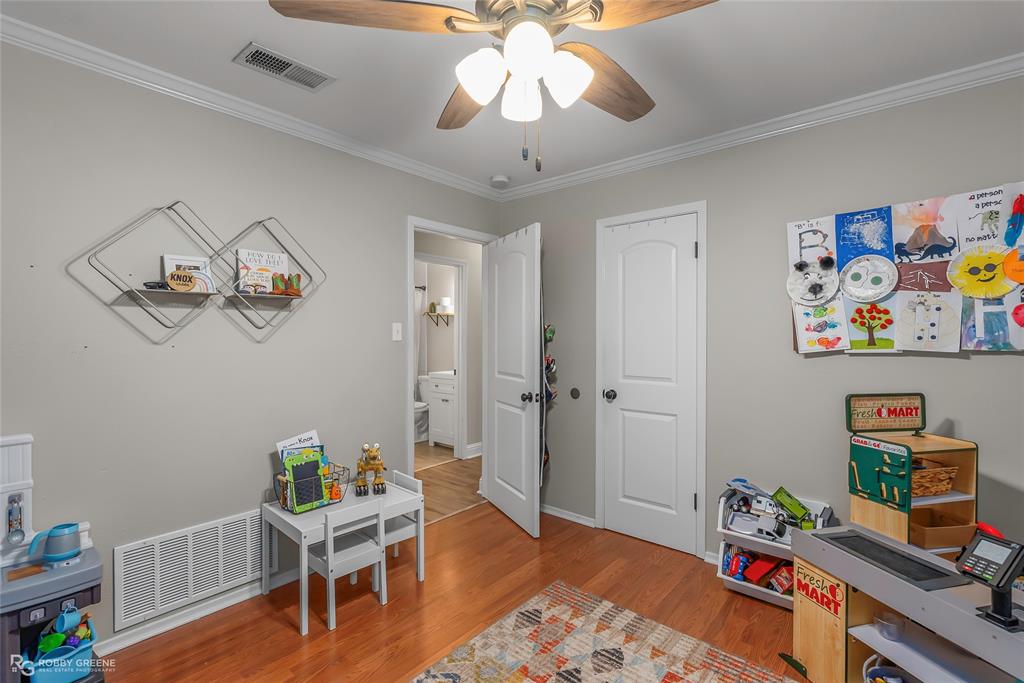 Bossier City, Louisiana 71112, United States, 3 Bedrooms Bedrooms, ,2 BathroomsBathrooms,Residential,Active,233829