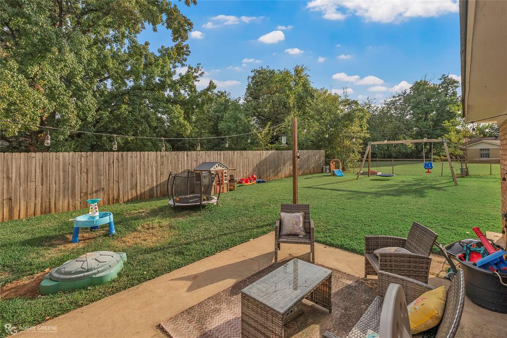 Bossier City, Louisiana 71112, United States, 3 Bedrooms Bedrooms, ,2 BathroomsBathrooms,Residential,Active,233829