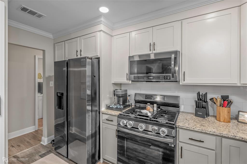 Bossier City, Louisiana 71112, United States, 3 Bedrooms Bedrooms, ,2 BathroomsBathrooms,Residential,Active,233829