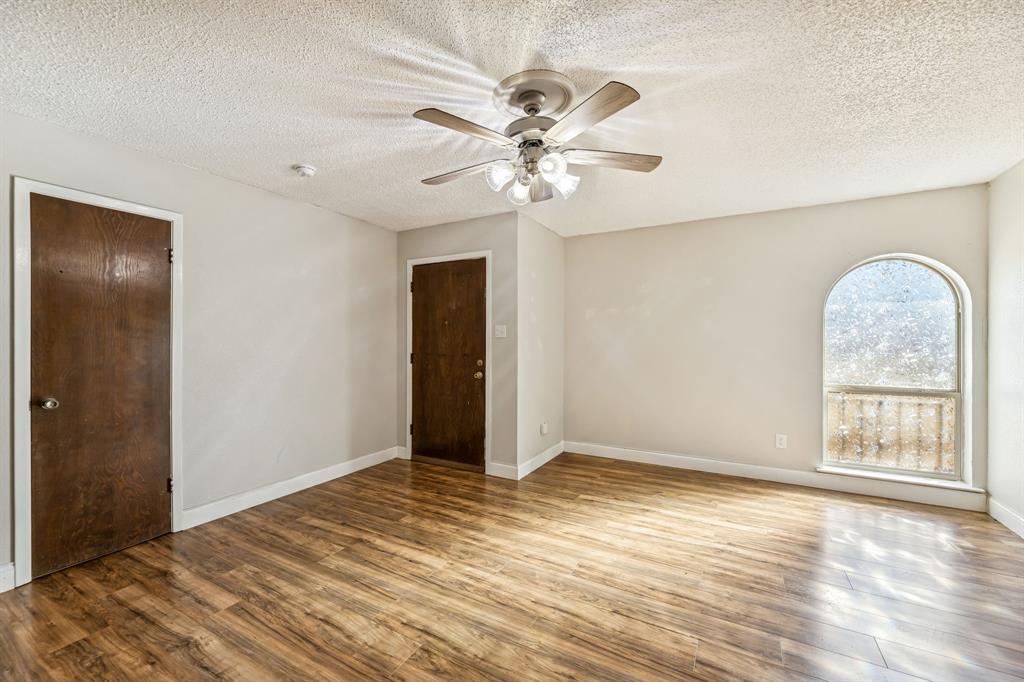 OLD COBWEB PARK - Residential