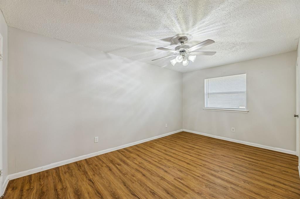 OLD COBWEB PARK - Residential