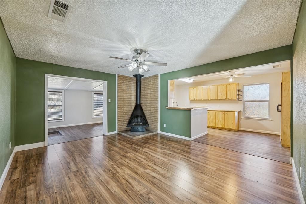 OLD COBWEB PARK - Residential