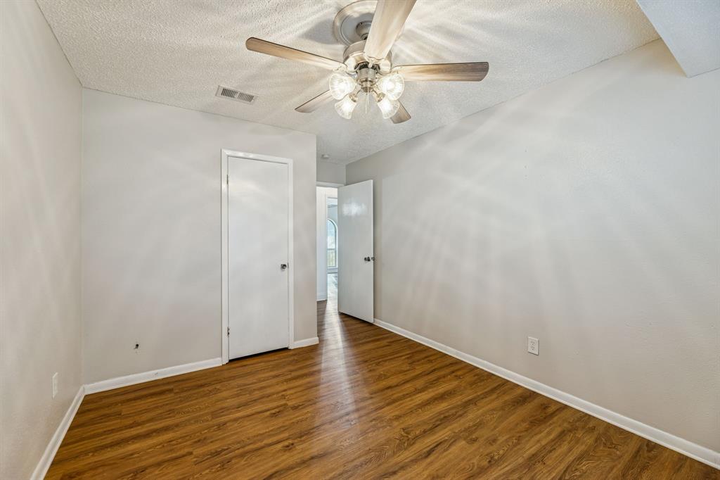 OLD COBWEB PARK - Residential