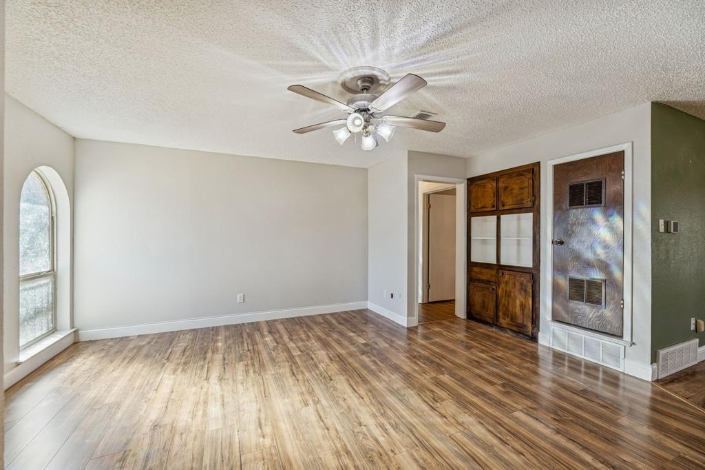 OLD COBWEB PARK - Residential