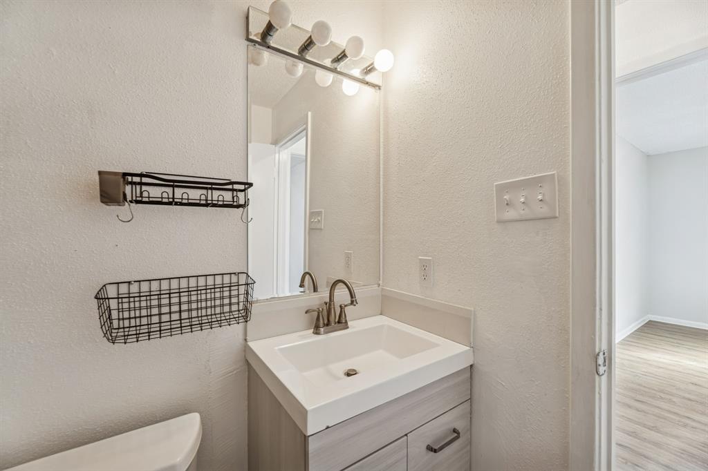 OLD COBWEB PARK - Residential