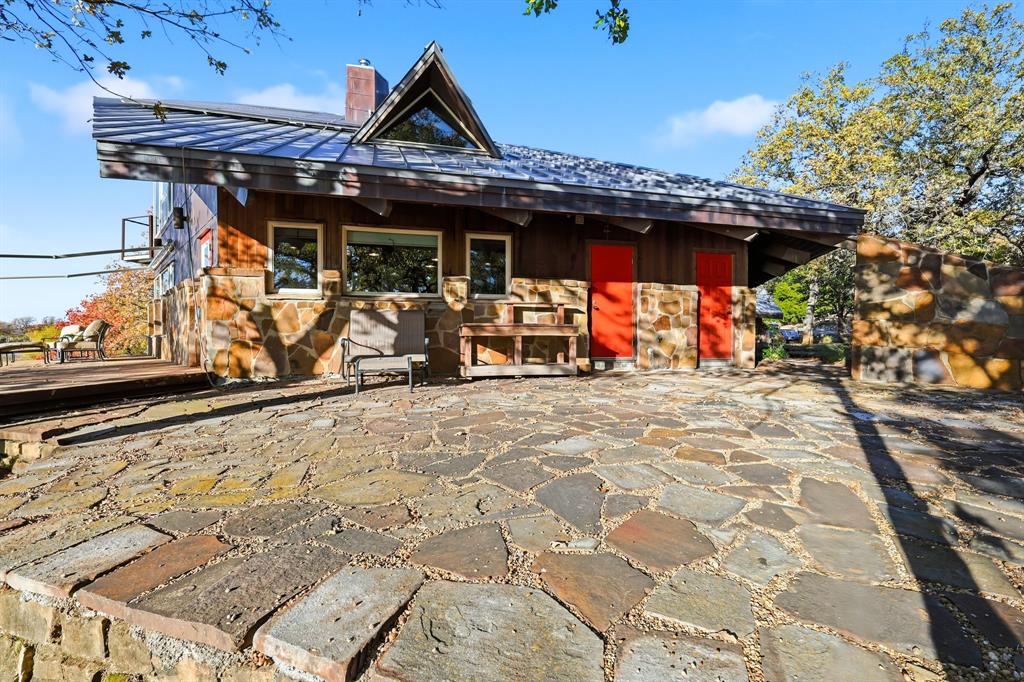 Emerald Sound At Lake Lewisvil - Residential