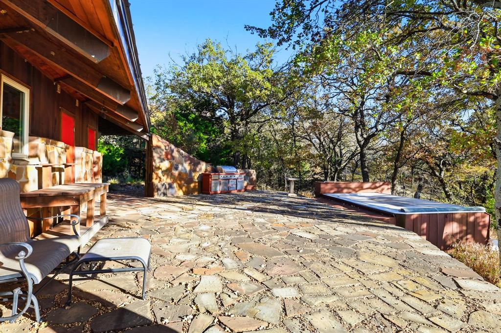 Emerald Sound At Lake Lewisvil - Residential