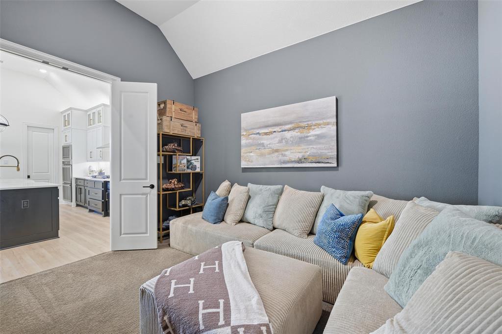 Tavolo Park Ph 4 - Residential