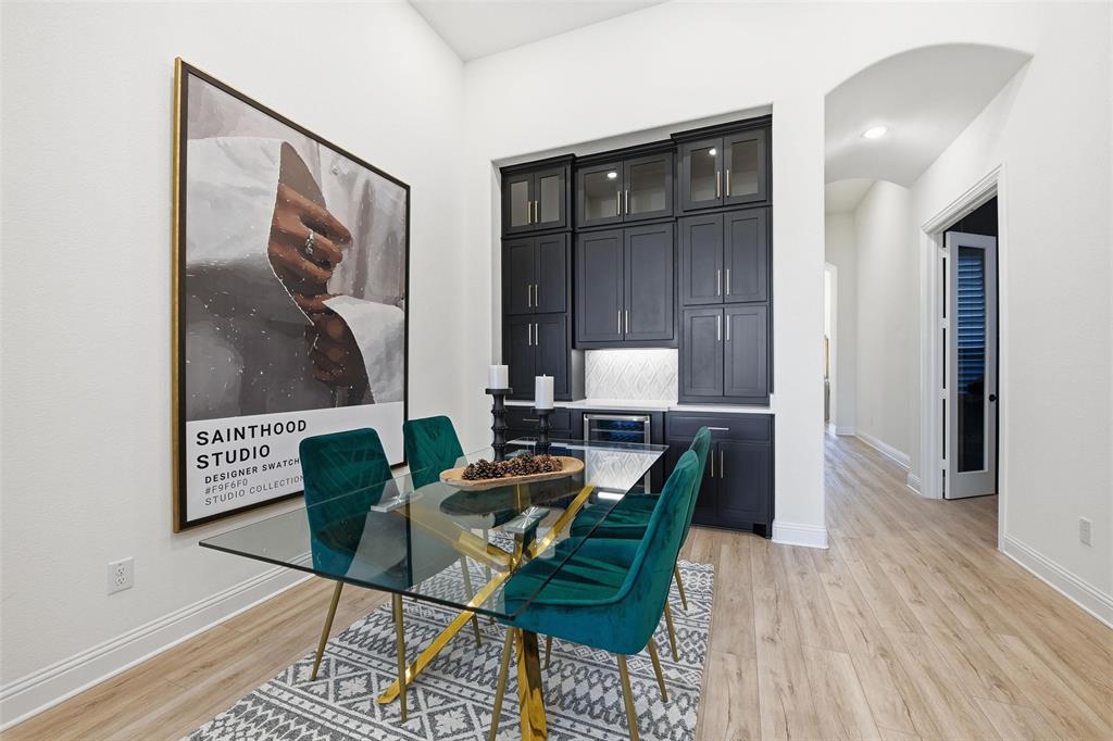 Tavolo Park Ph 4 - Residential