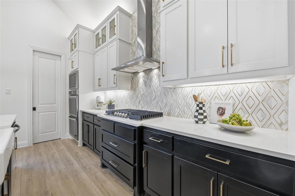 Tavolo Park Ph 4 - Residential