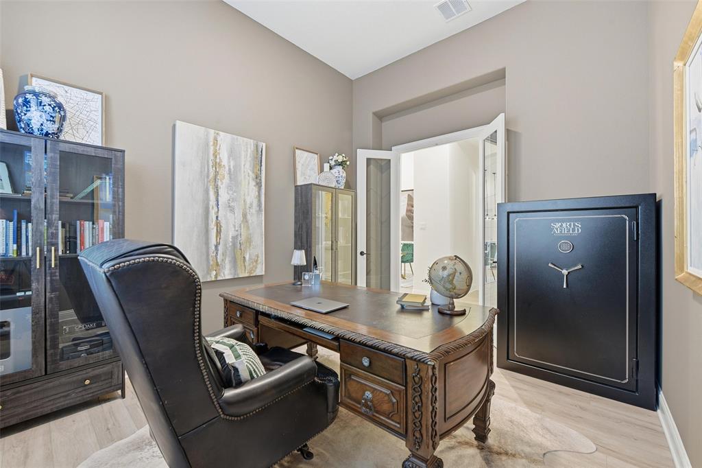 Tavolo Park Ph 4 - Residential