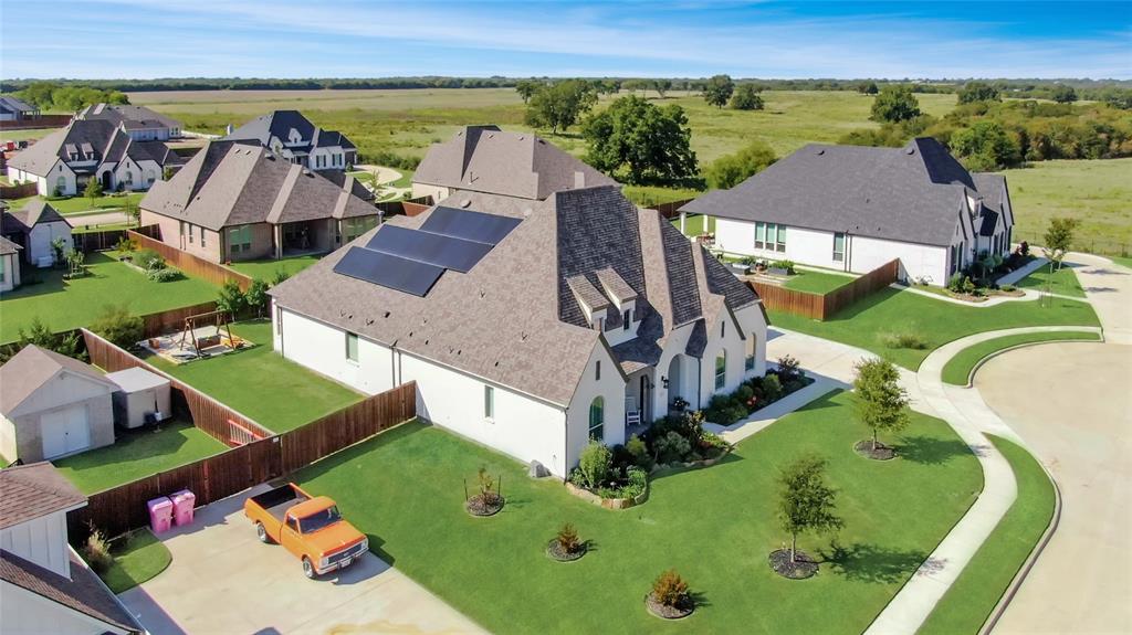 2812 Fawnwood Court
