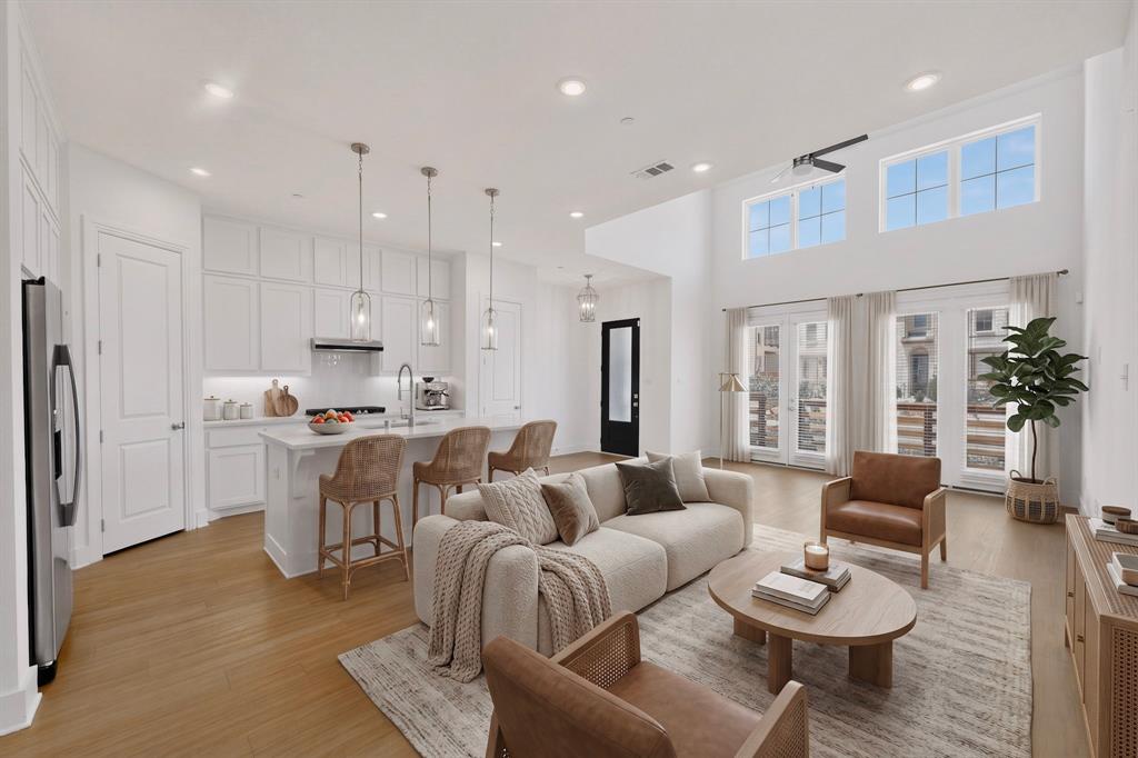8148 Legacy Oak Drive