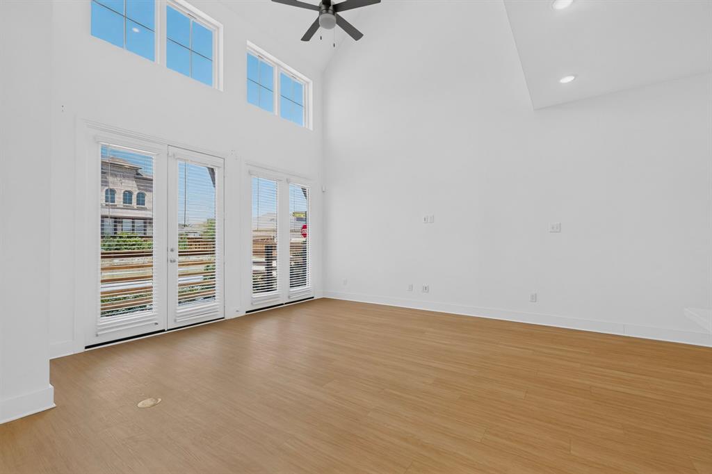 8148 Legacy Oak Drive