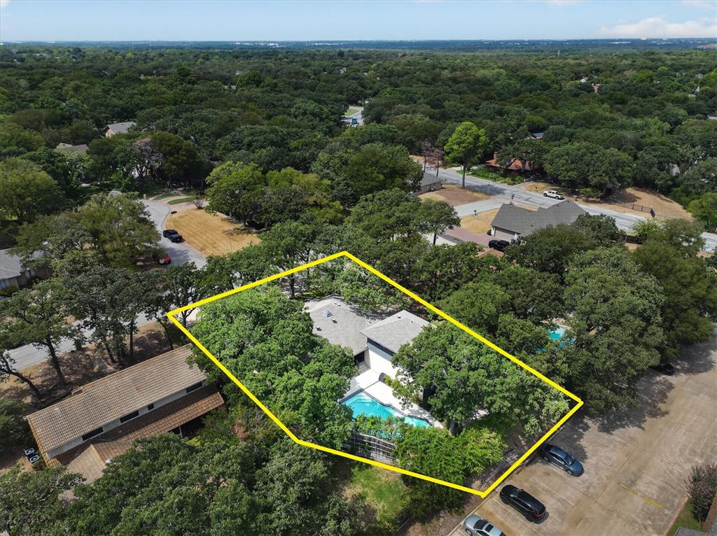 2201 Adams Drive