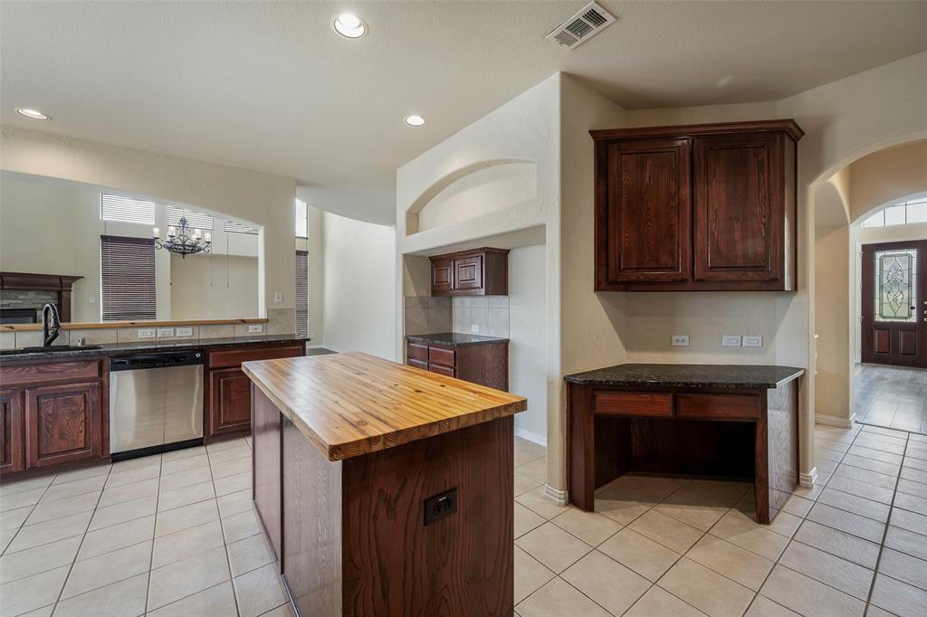 Emerald Lake 02 - Residential