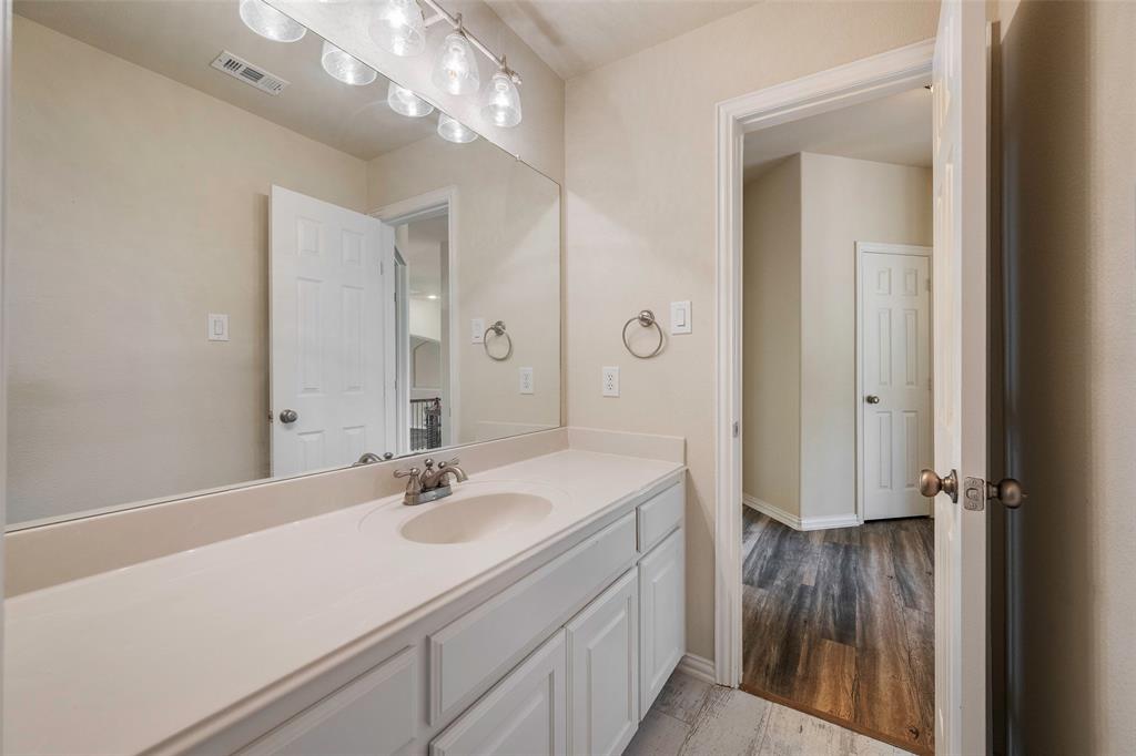 Emerald Lake 02 - Residential