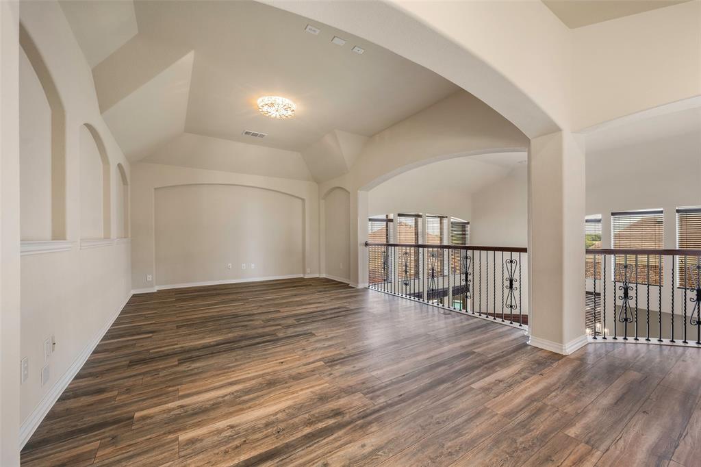 Emerald Lake 02 - Residential