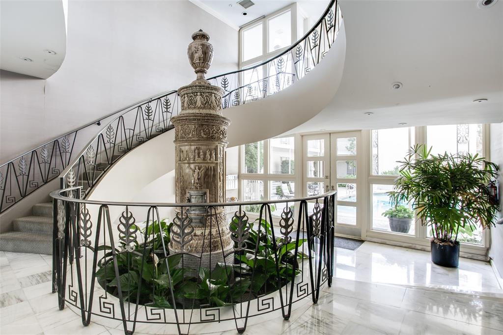Imperial House Condo - Residential