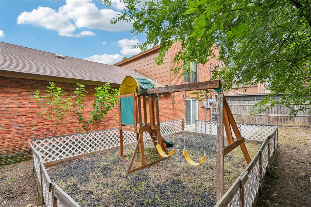 Freeman Irving Heights - Residential