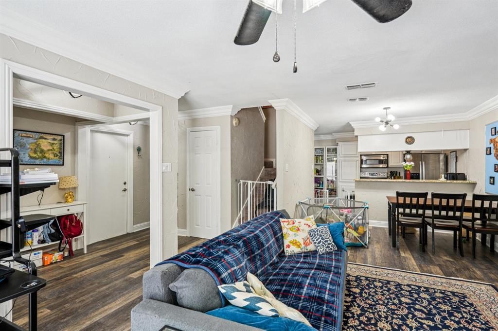 Freeman Irving Heights - Residential