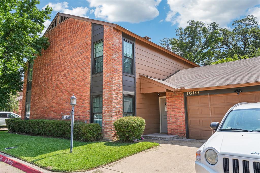 Freeman Irving Heights - Residential