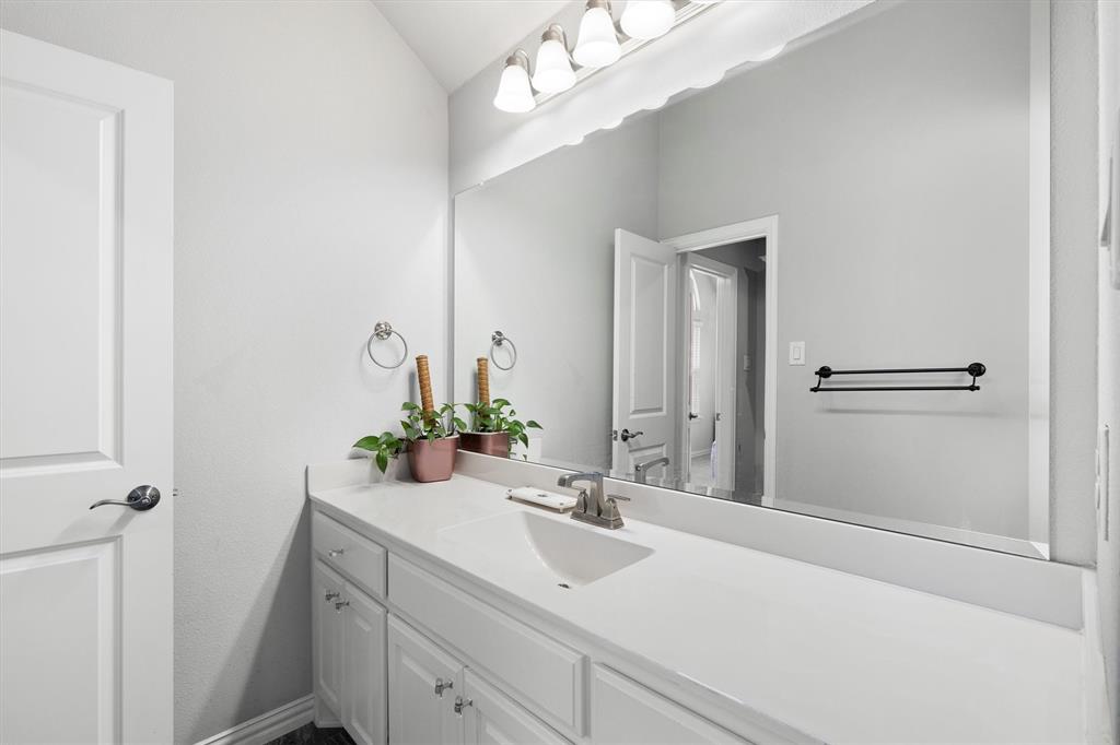 McKinney, Texas 75071, United States, 5 Bedrooms Bedrooms, ,4 BathroomsBathrooms,Residential,Active,88767