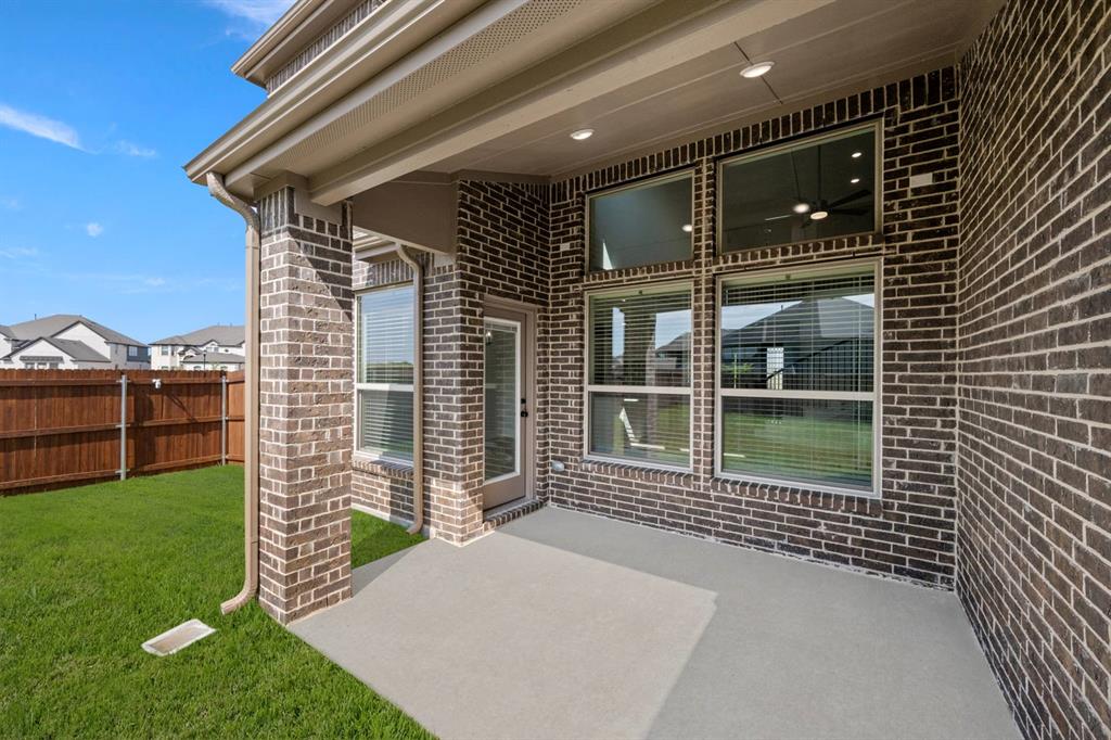 1109 Cowbird Way