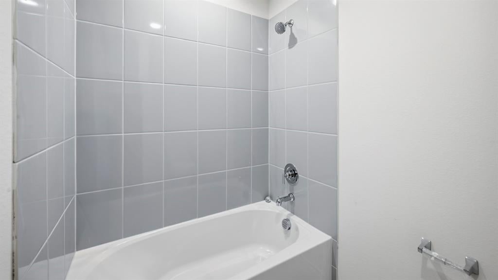 1205 Dry Brook Way