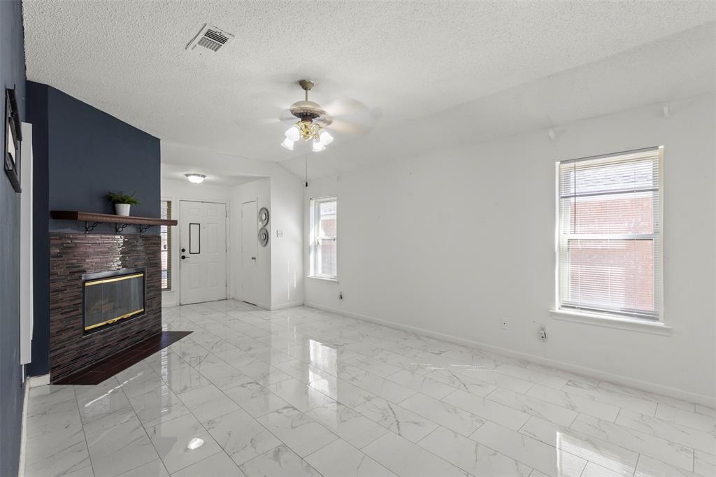 617 Imperial Place