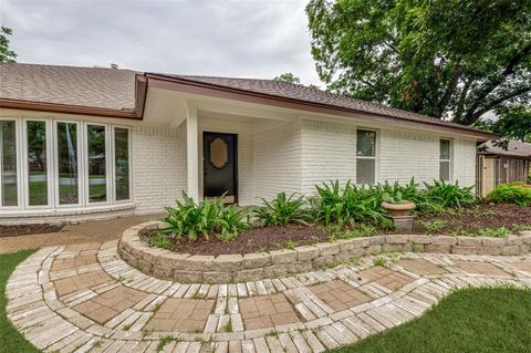 710 Egyptian Way Way Grand Prairie TX 75050