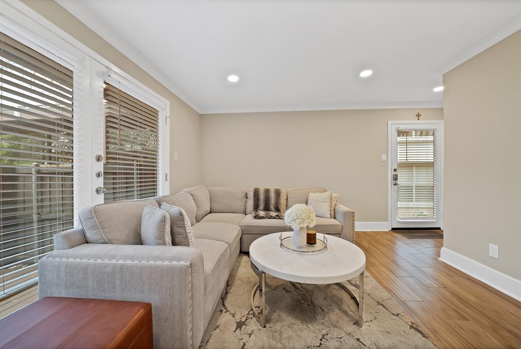 5904 Sandhurst Lane 145