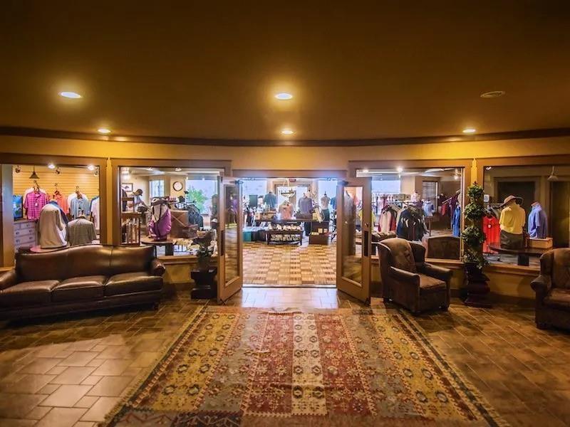 Retreat Ph 03 - Land