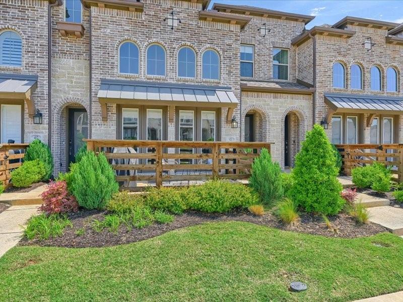 421 Blue Creek Cove