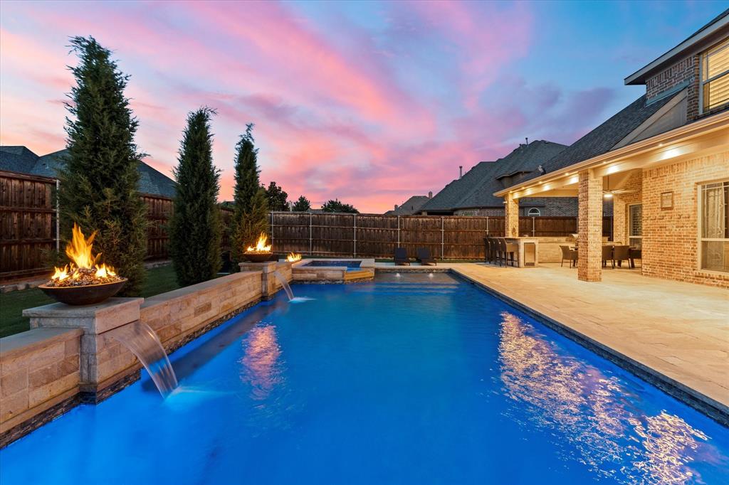 1741 Mountain Creek Lane