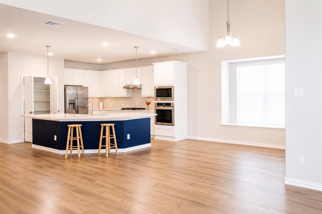 2303 Lannister Street