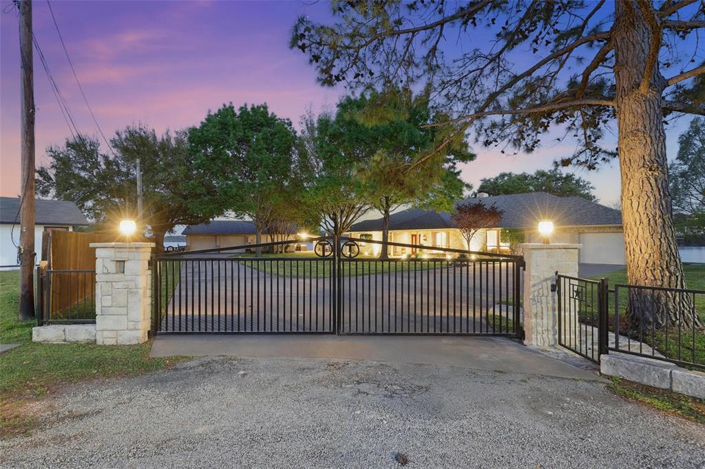 3336 Midway Court
